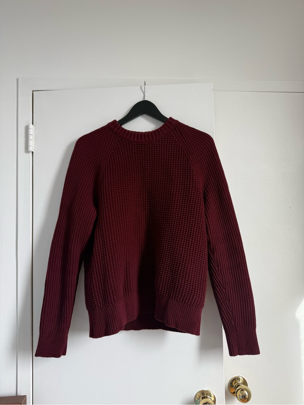 Banana Republic Men's Burgundy Knit Crewneck Sweater